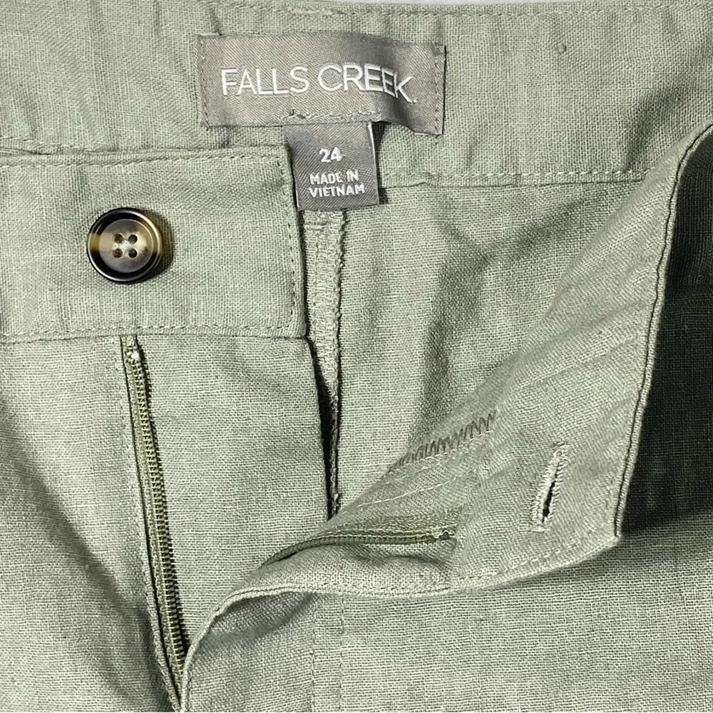Falls Creek Cargo Pants Women Plus 24 Sage Gray Crop Stretch Casual Workwear NWT - Picture 6 of 16